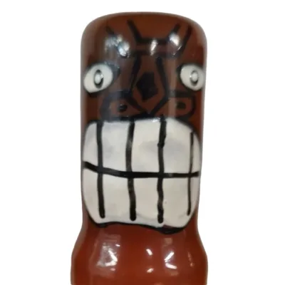 Preservativo decorativo pintado a mano totem TIKI-FRIKI-02