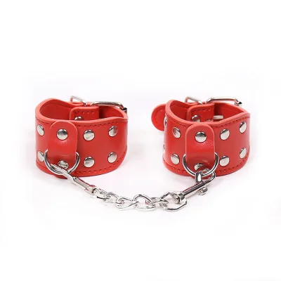 Adjustable handcuffs with metal chain