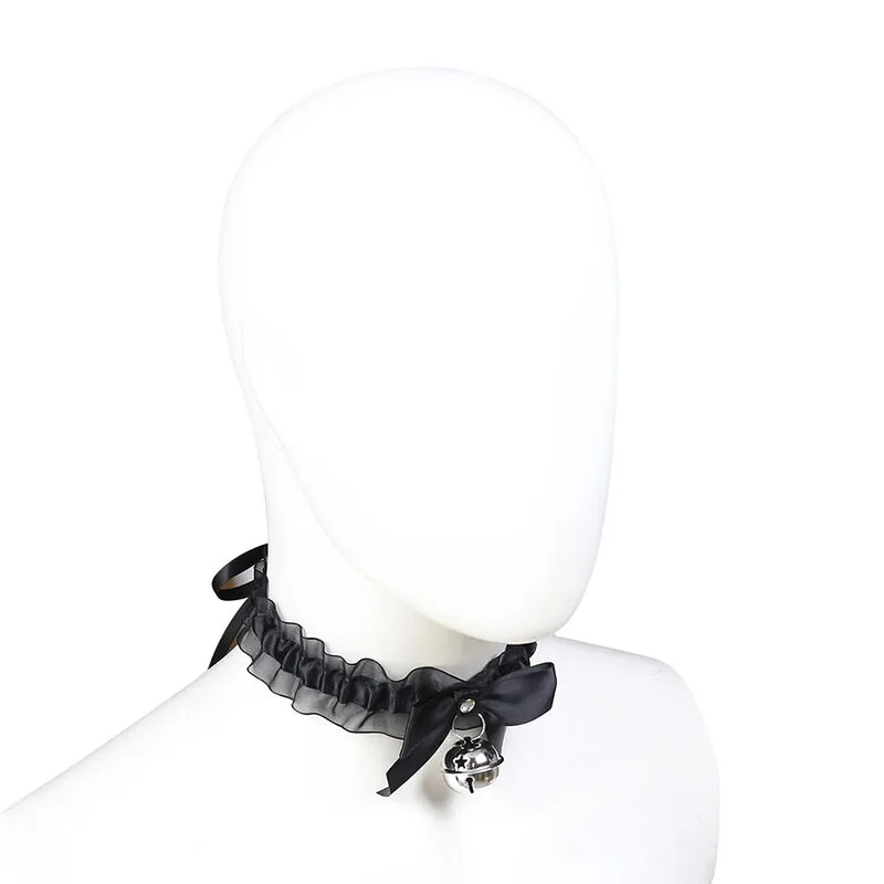 Collier fétiche dentelle