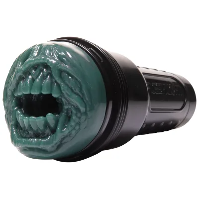 Zombie-mund-fantasie-masturbator