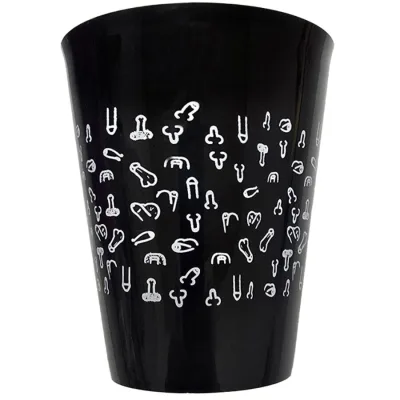 Black cup 500 ml with white penises